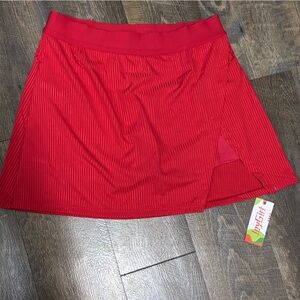 Red Women's Skort with slit nwt size Large